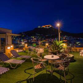 Elefteria Hotel, מלון באגיה מרינה
