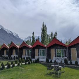 Comfort Hotel & Huts, готель у місті Скарду