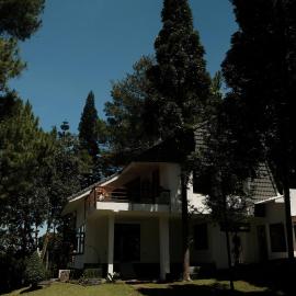 Balconé Lodge, hotel a Bandung