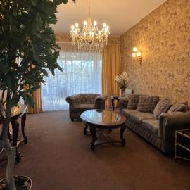 Villa Hotel Theresa, מלון ברקבר