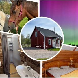 Traditional Swedish Farmhouse, hotel in Ulricehamn
