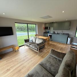 Caerketton View Lodges, Hotel in Loanhead