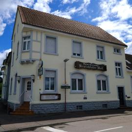 Kraichtaler Hof, hotel v mestu Kraichtal