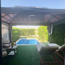 Hawana Salalah luxury 1BR TH with private pool, Hotel in Ma‘mūrah