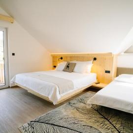 포드체트르테크에 위치한 호텔 Sobe rooms JELEN JELENOV GREBEN
