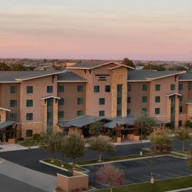 TownePlace Suites by Marriott Hobbs، فندق في هوبز