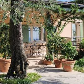Gli Oleandri, hotel in Torri del Benaco