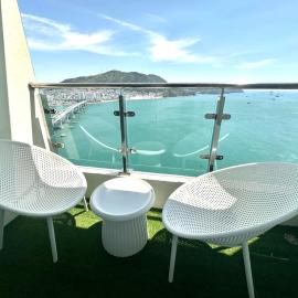 더 디셈버스테이 부산송도 오션테라스, hotel sa Busan