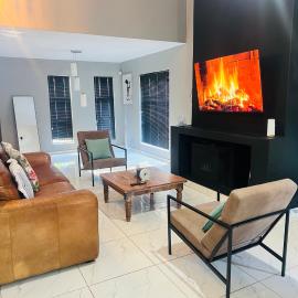 Cheerful 3-bedroom home with water and backup power around Sandton