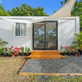 Eco-Friendly Glamping with Private Pool, hotel din Cabo Rojo