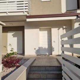 Appartamento con due camere a Ponte Sasso, Hotel in Marotta