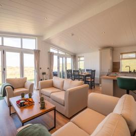 Countryside Lodge Retreat on Golf Course, hotel in Dartmouth