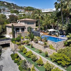 Azurenting - Domaine exclusif vue mer avec piscine, hotel a Vallauris