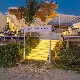 Morjim में, होटल Living Room Beach Resort