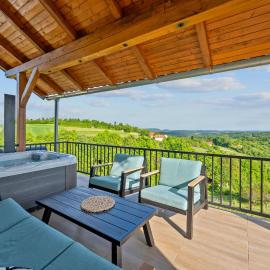 Village House Belec, hotel em Belec