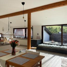 Dachwohnung mit Blick auf den Wagenberg、Fürthのホテル