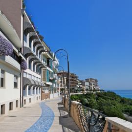 Hotel Ideale, khách sạn ở Ortona