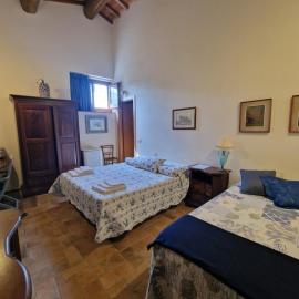Blu room, hotel u gradu Empoli