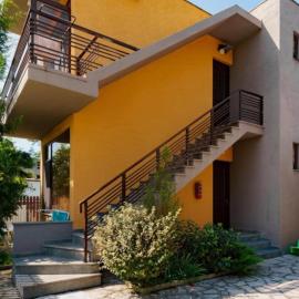 Come here, Hotel in Kuchkisabano