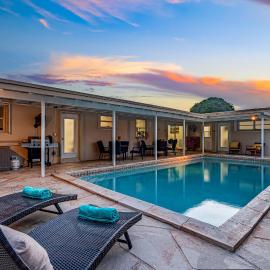 Villa Oasis 4 Miles from Hollywood Hard Rock Casino Pool & Game Room