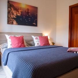 Home Sweet Home, hotel u gradu Bakoli