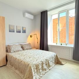 Centerline Apartments, hotel di Kharkiv