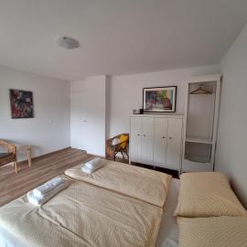 SummerHouse, hotel in Jesenice