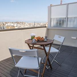Gibi & Lumo Apartment's by ELDI, hotel di Msida