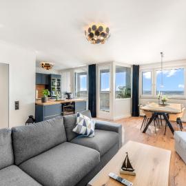 Exklusives Apartment Sunrise mit Whirlpool im 24-OG, Zugang zu Pool und Sauna: Bremerhaven şehrinde bir otel