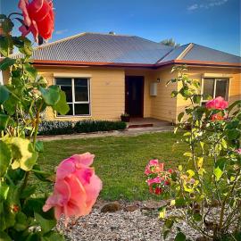 Rose Garden Retreat, hotel a Timboon