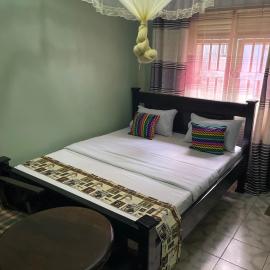 3 Brothers Restcourts, hotel a Nalakonge
