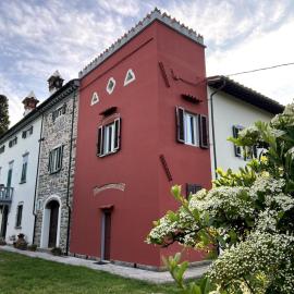 Apartment in Castle 27 Leonardo da Vinci street