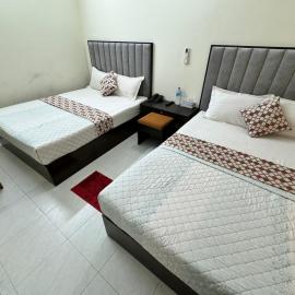 Hotel D-Palace Near Haji Camp & Dhaka Airport