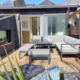 Ty Braga Maison 120m2 sur le port d'Etel avec grande terrasse, hotelli kohteessa Étel
