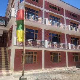 karma Home stay tabo، فندق في Tabo