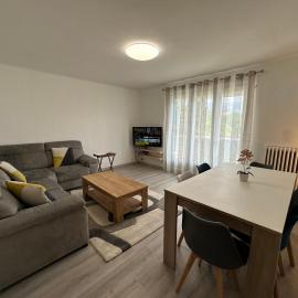 Appartement Lumineux avec Balcon