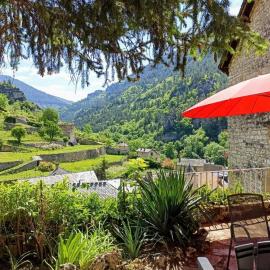 Ste ENIMIE GITE terrasse privative vue imprenable