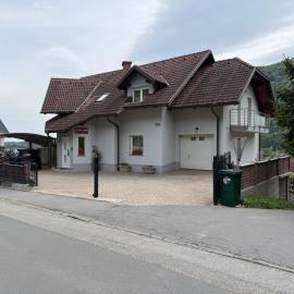 Rezidenca Ervin, hotel in Jesenice