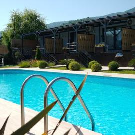 Golyaka Stone Garden Hotel، فندق في أورخان غازي