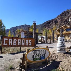 Parador Cumbre en Uspallata, хотел в Успайата