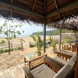The Coast Beach Resort, hotelli kohteessa Agonda