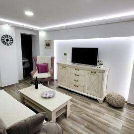 Nomad Montenegro, hotel in Topla