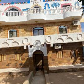 Maleka nubian guest house, hotel in Aswan