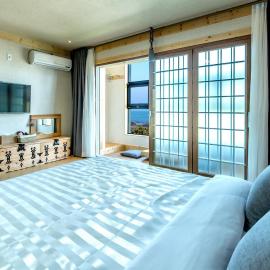 Bada Maru Pension, Hotel in Seogwipo
