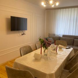 Ağ Ev Guest House, hotel i Lankaran