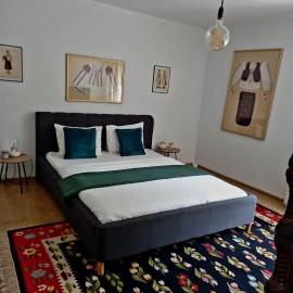 La Tanti Coman, hotel Sugágon