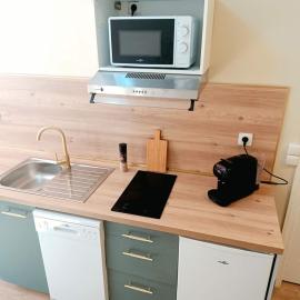 Studio calme avec jacuzzi accès bus direct gare