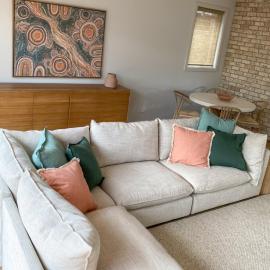 Seaside Daisy 3 Bedrooms 6 Beds, Hotel in Goolwa