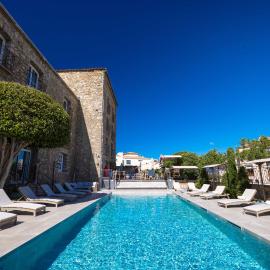 Hôtel L'Abbaye, hotelli Calvissa