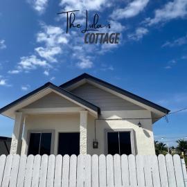 The LuLas Cottage